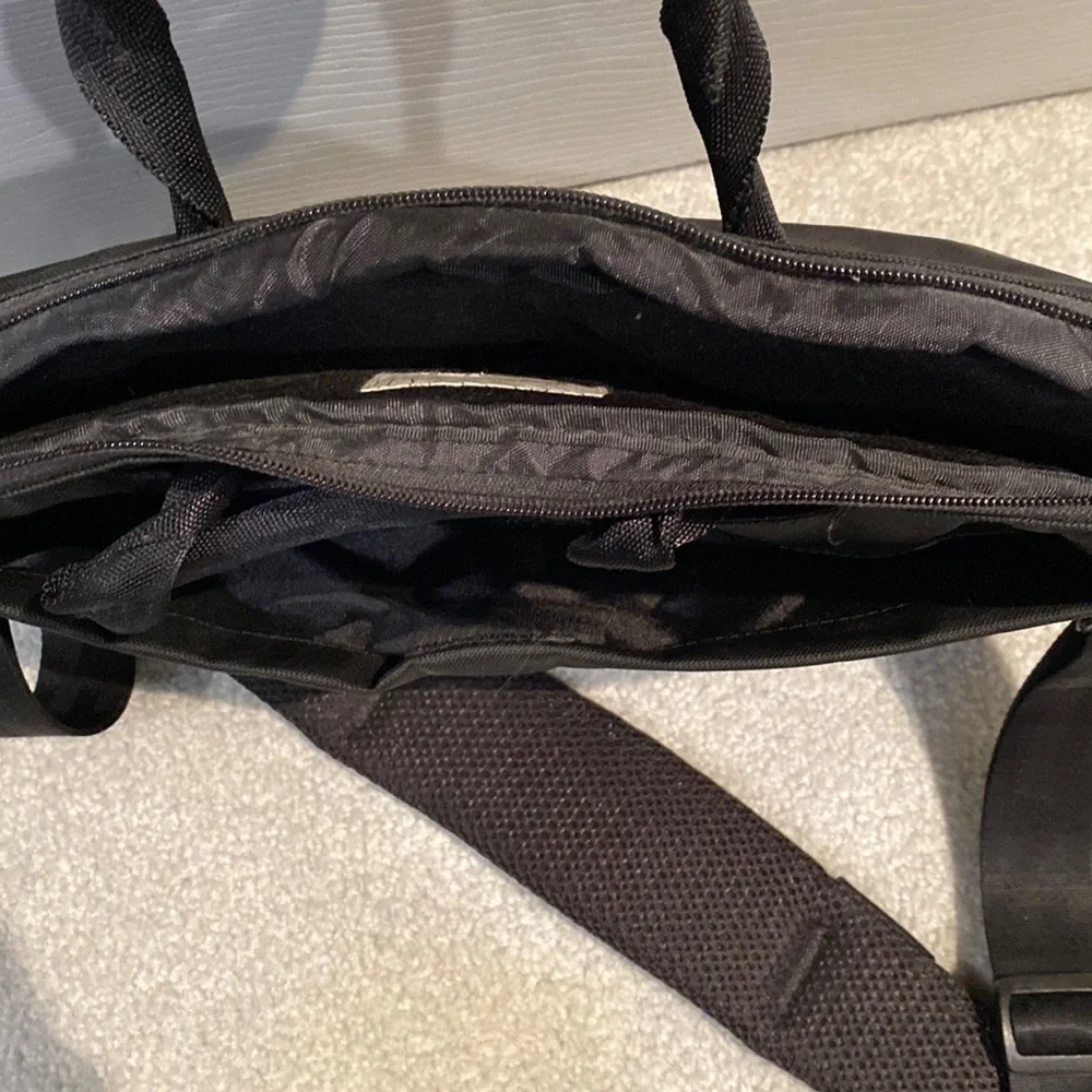 Incase Laptop Shoulder/Travel Bag - Up to 13” Laptop